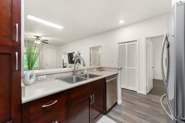 Listing Image for 121 Hoowaiwai Loop 803 25 of 46