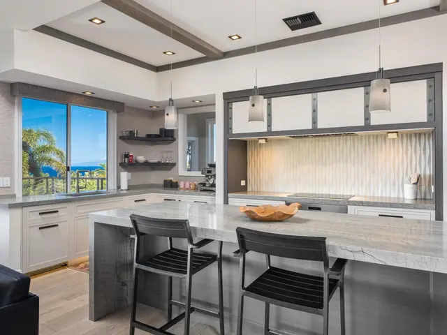 Listing Image for 340 Pualoa Nani Pl 10 of 50