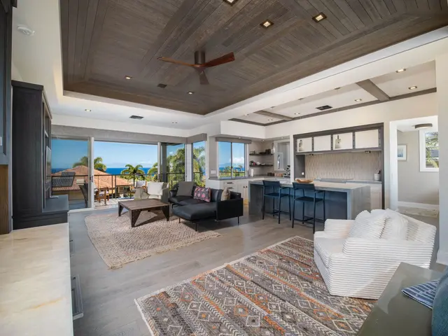 Listing Image for 340 Pualoa Nani Pl 14 of 50
