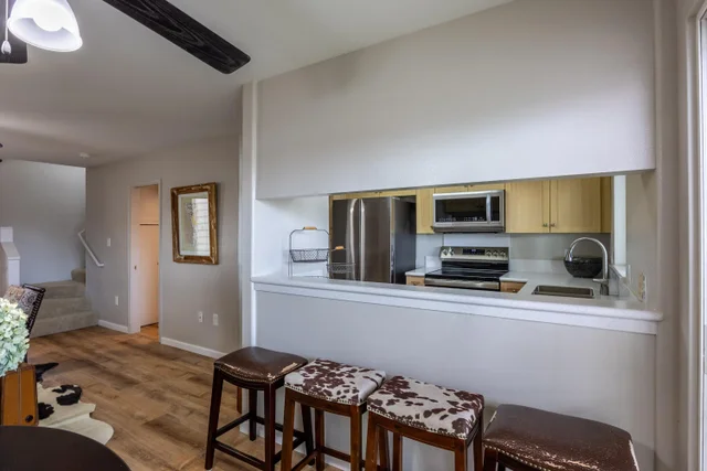 Listing Image for 633 Meakanu Ln 204 12 of 36