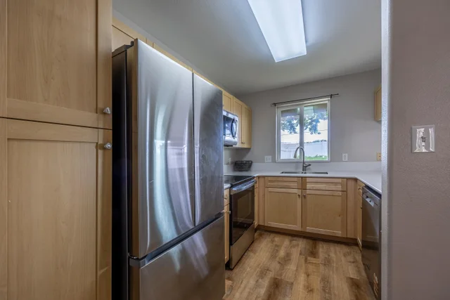 Listing Image for 633 Meakanu Ln 204 13 of 36