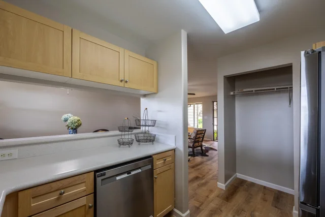 Listing Image for 633 Meakanu Ln 204 14 of 36