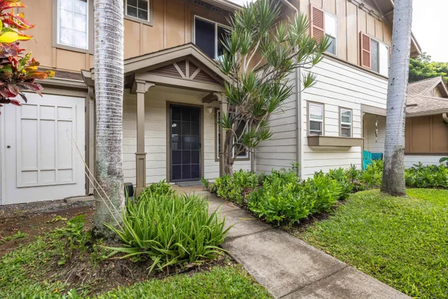 Listing Image for 633 Meakanu Ln 204 2 of 36