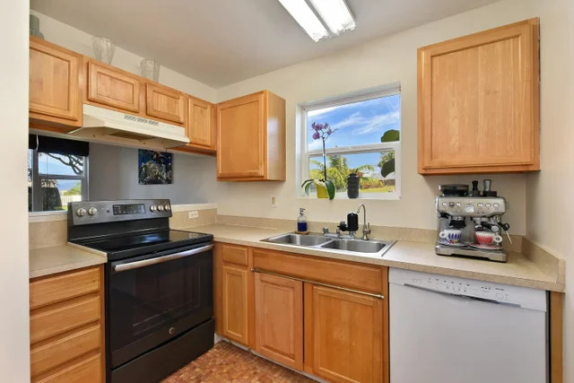 Listing Image for 35 Katie Ln 718 13 of 37