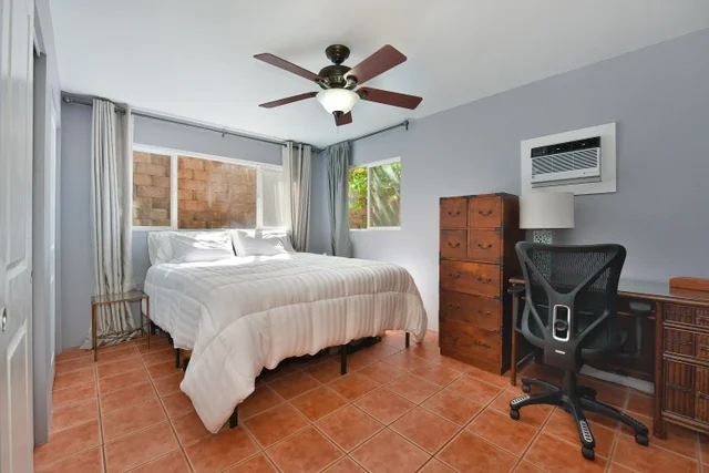 Listing Image for 35 Katie Ln 718 15 of 37