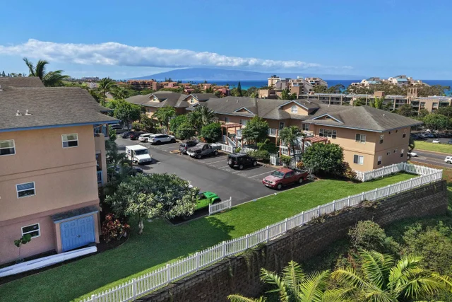 Listing Image for 35 Katie Ln 718 24 of 37