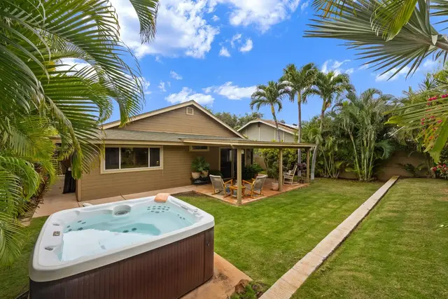 Listing Image for 870 Malulani St 3 of 46