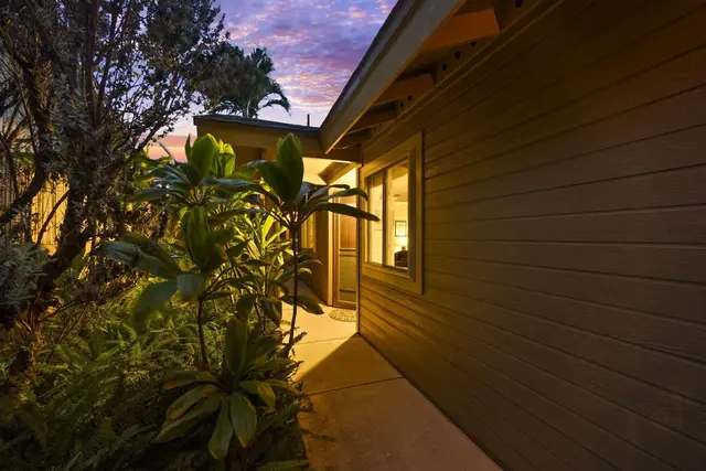 Listing Image for 870 Malulani St 41 of 46