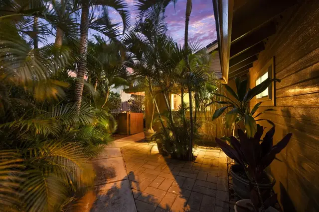 Listing Image for 870 Malulani St 42 of 46