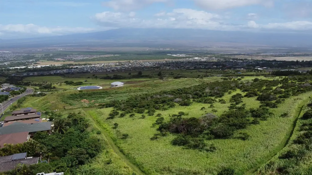 101 Kuikahi Dr, Wailuku