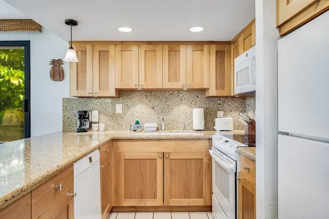 Listing Image for 3543 Lower Honoapiilani Rd Rd D309 10 of 34