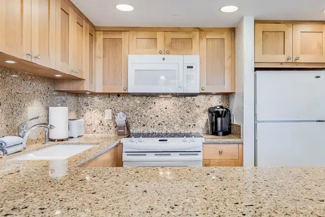 Listing Image for 3543 Lower Honoapiilani Rd Rd D309 8 of 34