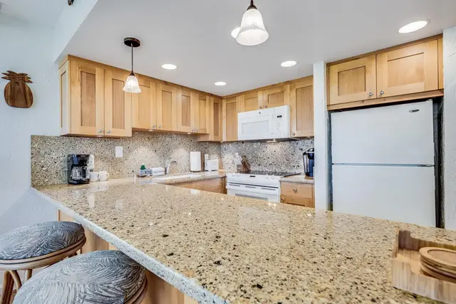 Listing Image for 3543 Lower Honoapiilani Rd Rd D309 9 of 34