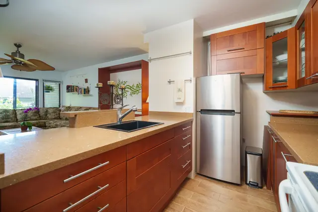 Listing Image for 3788 Lower Honoapiilani Rd E-102 16 of 24