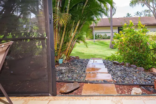 Listing Image for 3788 Lower Honoapiilani Rd E-102 8 of 24