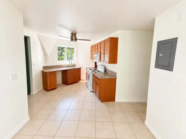 Listing Image for 9046 Kamehameha V Hwy 11 of 28