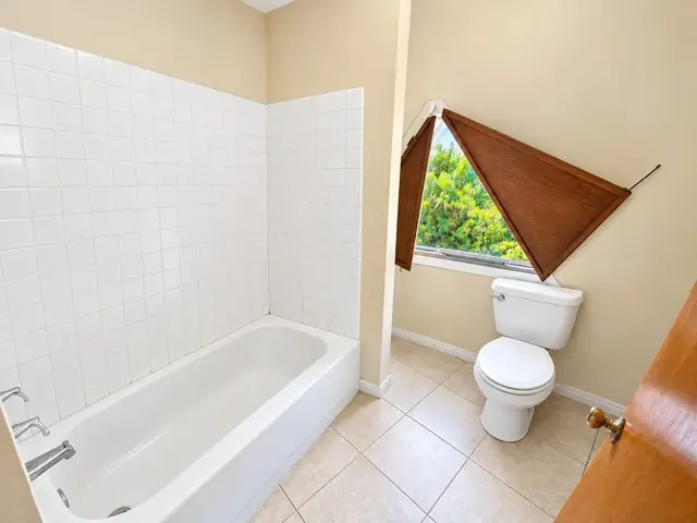 Listing Image for 9046 Kamehameha V Hwy 21 of 28