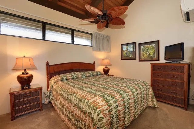 Listing Image for 3543 Lower Honoapiilani Rd B-401 19ab 3 of 18