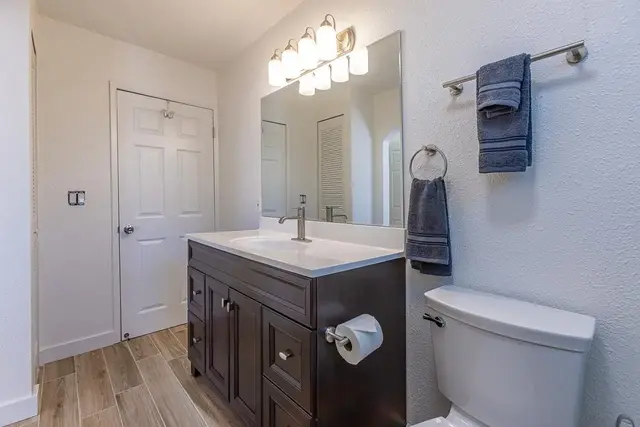 Listing Image for 321 Hokulani St 321 Hokulani Street 27 of 47
