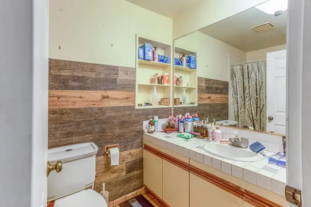Listing Image for 194 Ohukai Rd 9 of 23