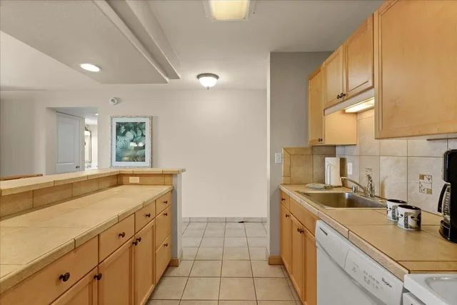 Listing Image for 4327 Lower Honoapiilani Rd 1005b 7 of 30