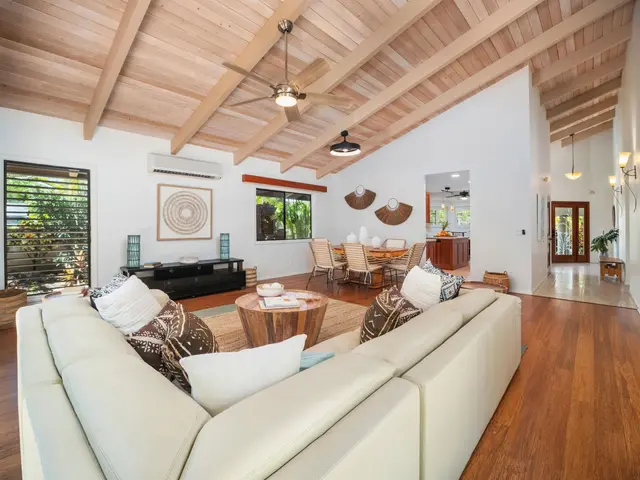 Listing Image for 30 Waikai St 1 of 50