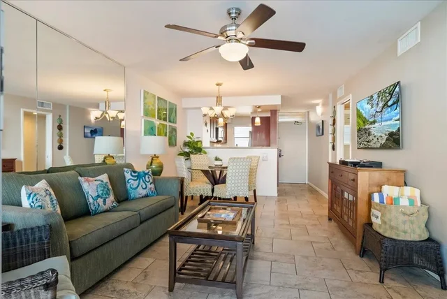 Listing Image for 2430 S Kihei Rd 206 11 of 40