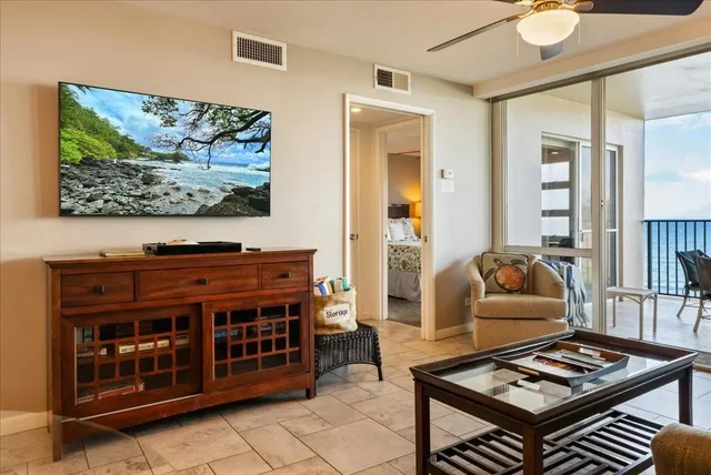 Listing Image for 2430 S Kihei Rd 206 7 of 40