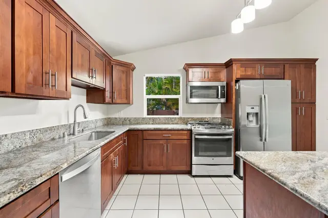 Listing Image for 148 E Alulike St 13 of 42