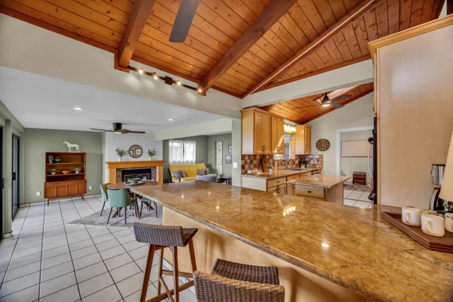 Listing Image for 2690 Akalani Loop 23 of 46