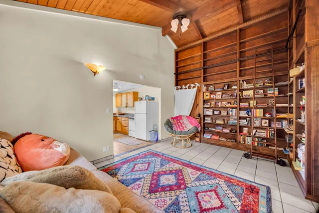 Listing Image for 2690 Akalani Loop 36 of 46