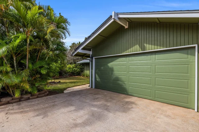 Listing Image for 2690 Akalani Loop 9 of 46