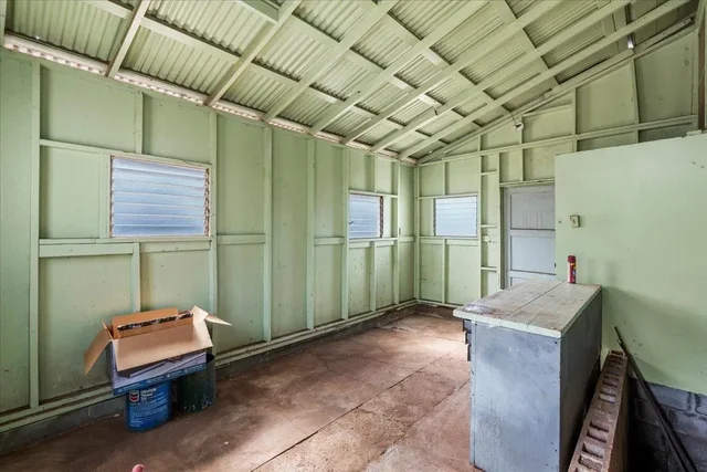 Listing Image for 275 Kenolio Rd 16 of 50