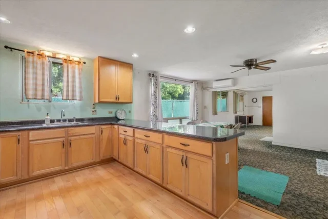 Listing Image for 275 Kenolio Rd 29 of 50