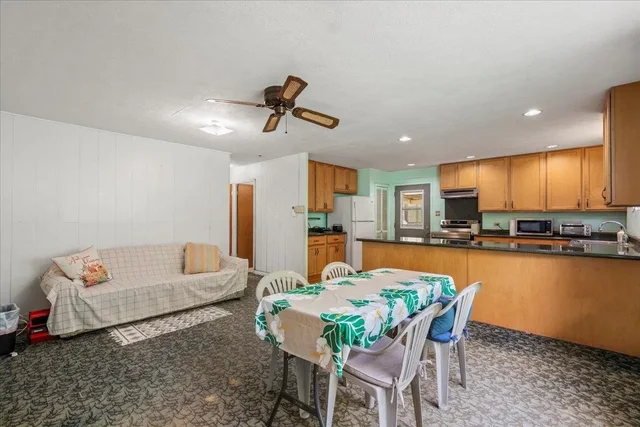 Listing Image for 275 Kenolio Rd 31 of 50