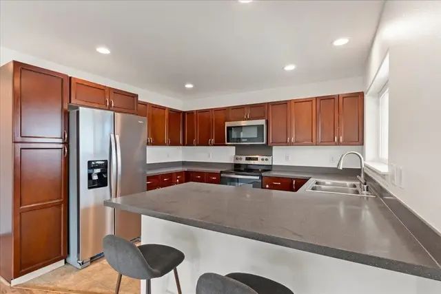 Listing Image for 226 Alake St 15 of 46