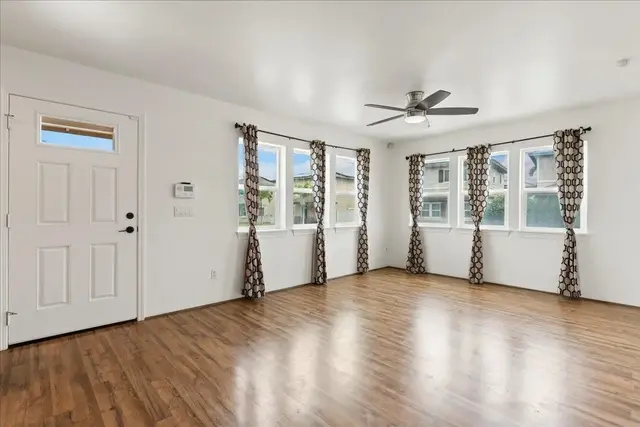 Listing Image for 226 Alake St 6 of 46