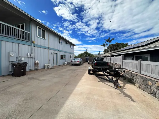 Listing Image for 268 Palanehe St 24 of 30
