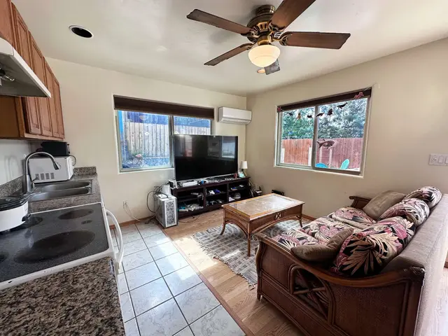 Listing Image for 268 Palanehe St 25 of 30