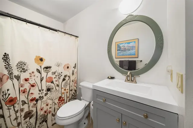 Listing Image for 254 Kapuahi St 20 of 50