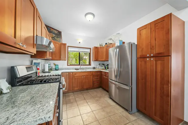 Listing Image for 254 Kapuahi St 34 of 50