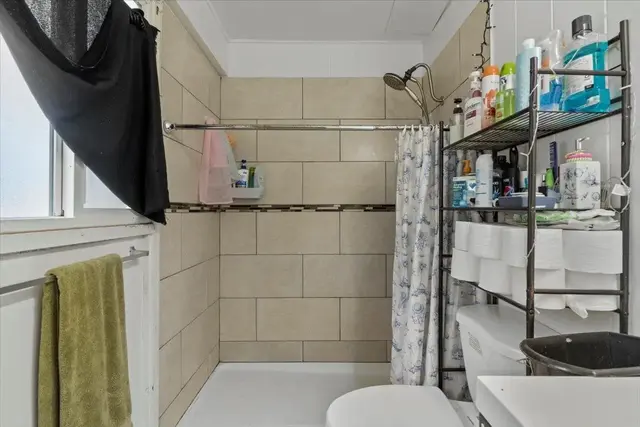 Listing Image for 471 Liholiho St 18 14 of 38