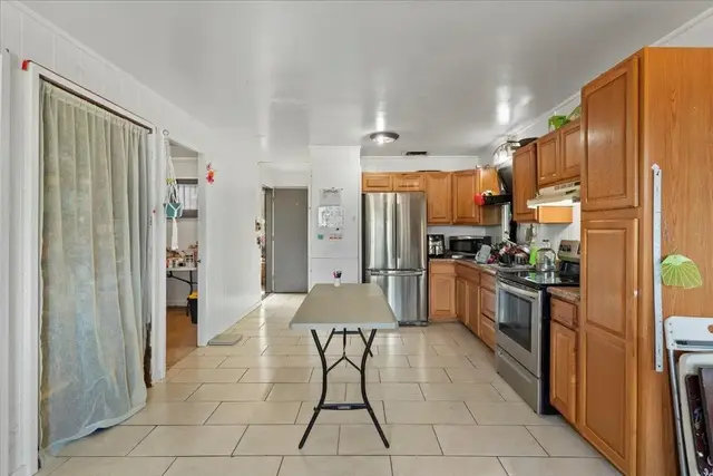 Listing Image for 471 Liholiho St 18 30 of 38