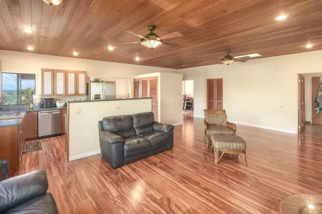 Listing Image for 112 Oleander Pl 178 16 of 47