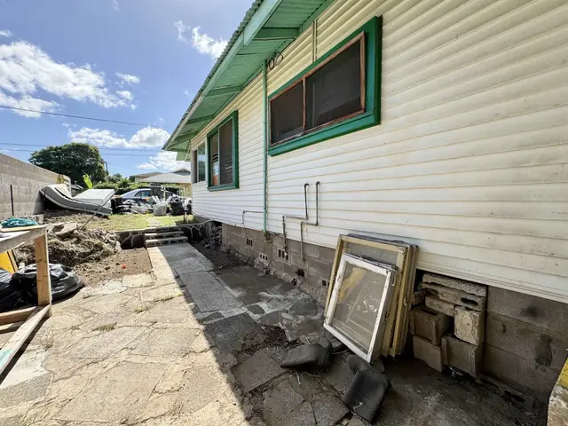 Listing Image for 1590 Ono St 1 of 9