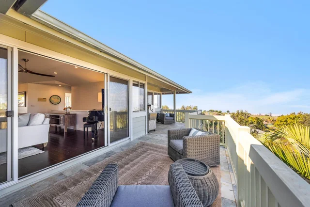 Listing Image for 40 Kapalulu Pl 12 of 45