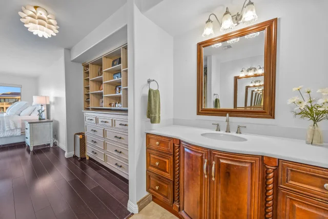 Listing Image for 40 Kapalulu Pl 17 of 45