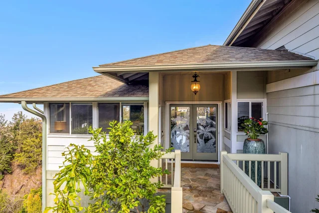 Listing Image for 40 Kapalulu Pl 2 of 45