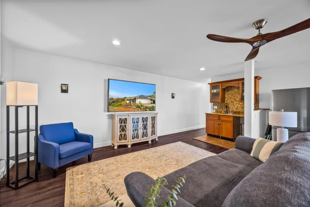 Listing Image for 40 Kapalulu Pl 25 of 45