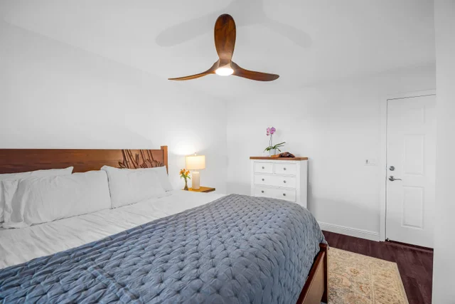 Listing Image for 40 Kapalulu Pl 28 of 45